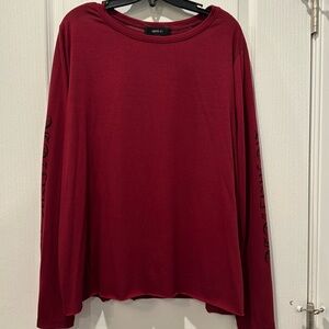 2X “ROMANTIC” Forever 21 Long Sleeve Cropped Tee